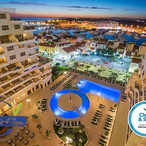 Hotel Gale Marina