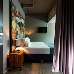 Rooms25 , Amsterdam Nederland